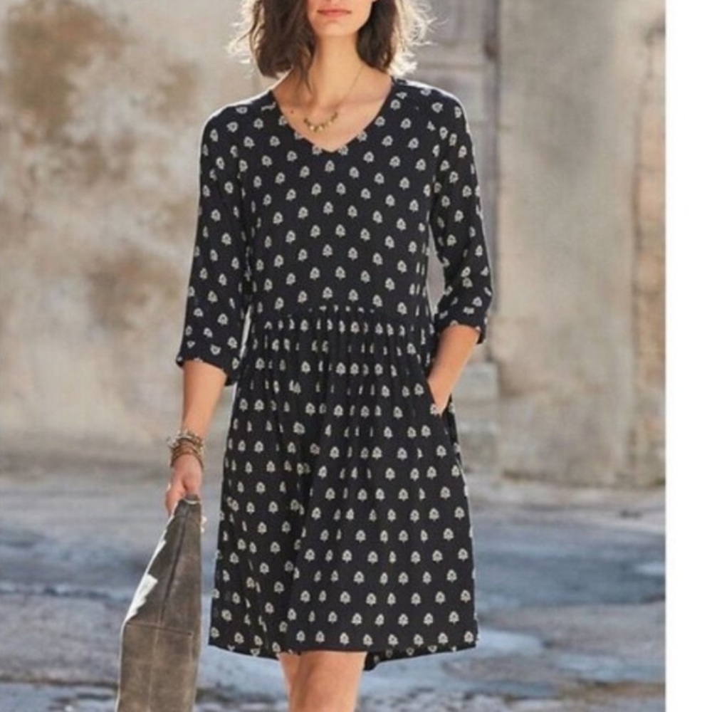 Garnet Hill navy Printed V-Neck A-Line Dress
